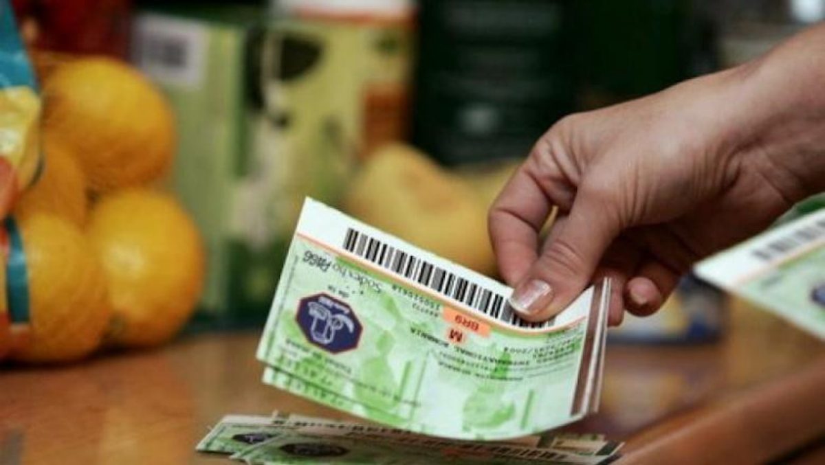 Tichetele cadou acordate angajaților altei companii nu vor mai fi impozitate