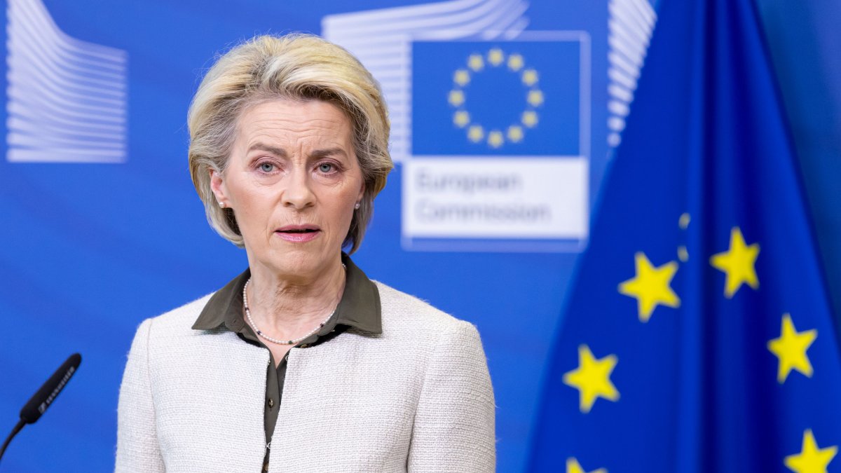 Ursula von der Leyen a avertizat singura țară din UE care s-a oferit să plătească pentru gazul rusesc în ruble
