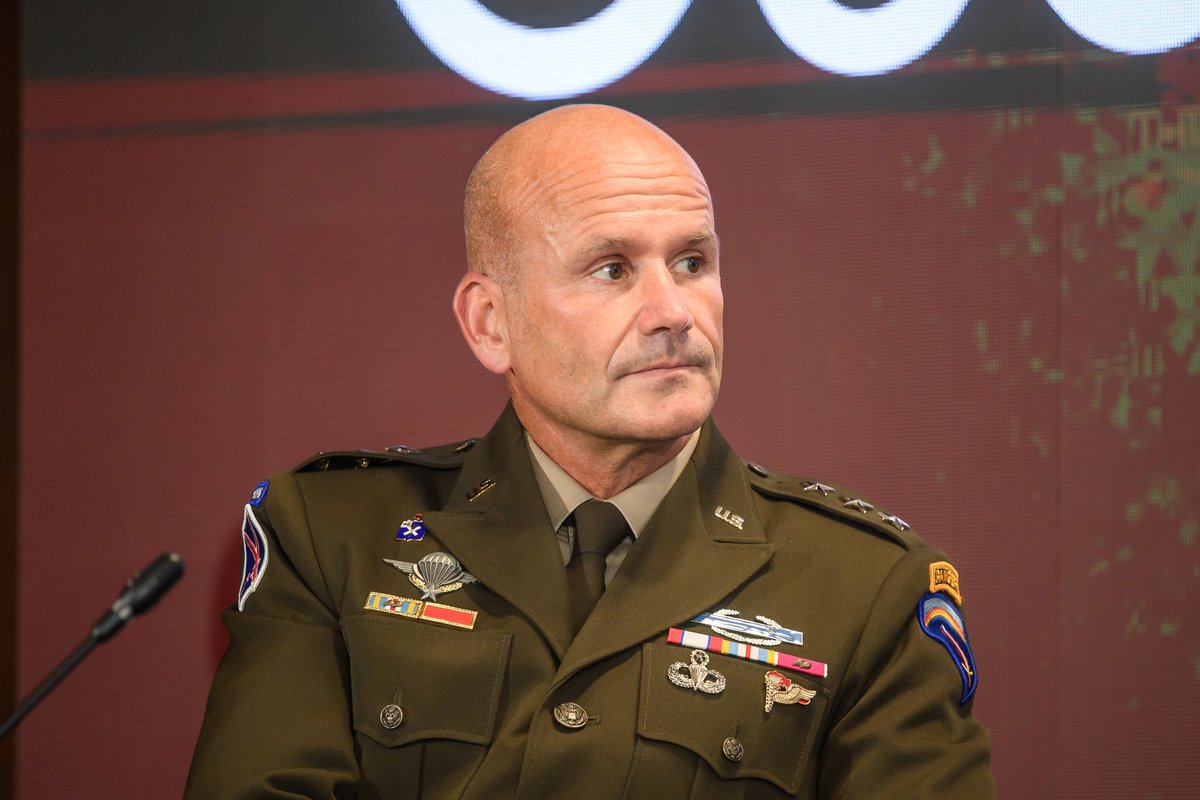 Generalul Tod D. Wolters va fi înlocuit în funcția de comandant suprem al forțelor aliate NATO în Europa