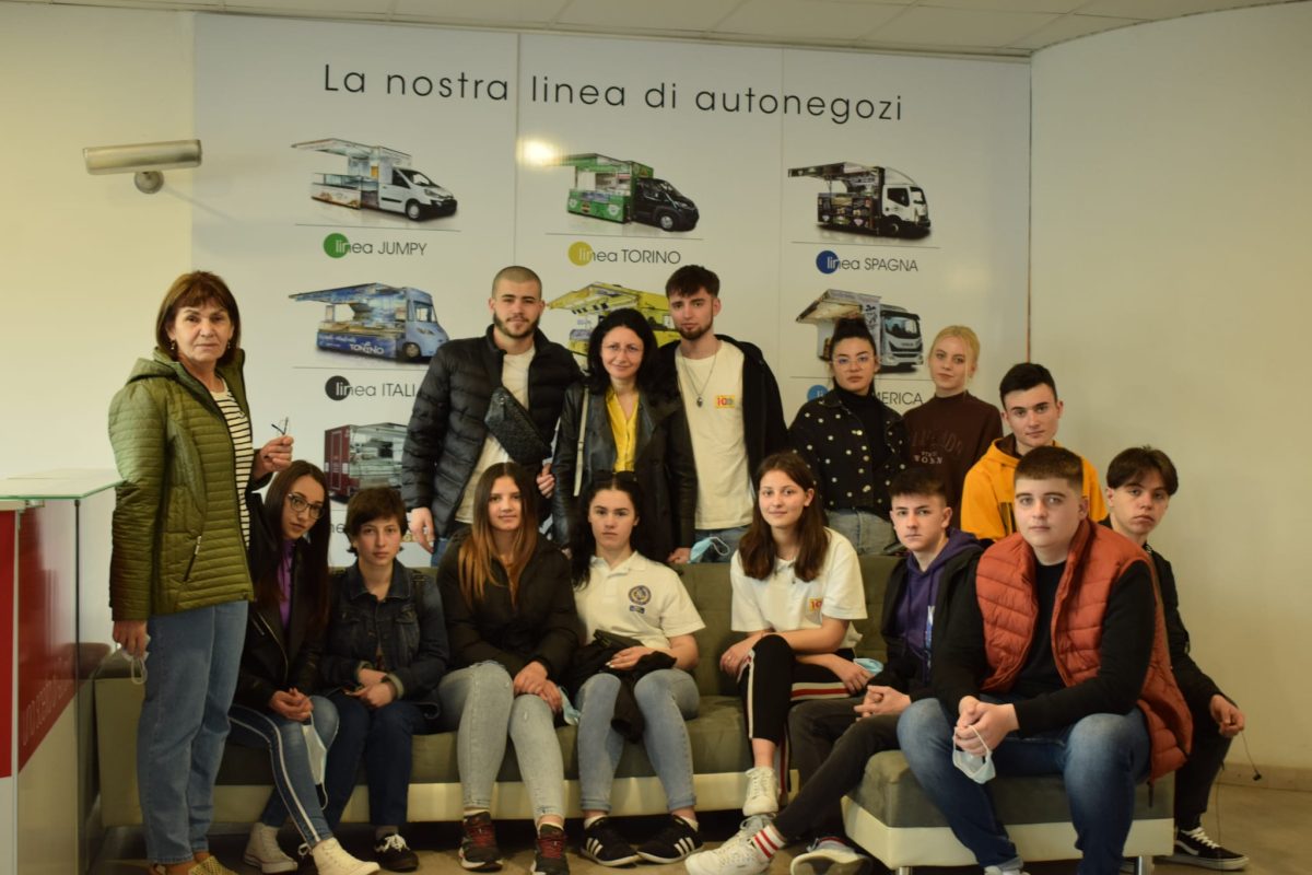 Proiectul Erasmus + „Formare europeană pentru tehnica viitorului”, derulat de Colegiul Tehnic CF „Unirea” din Pașcani, a ajuns la final – FOTO