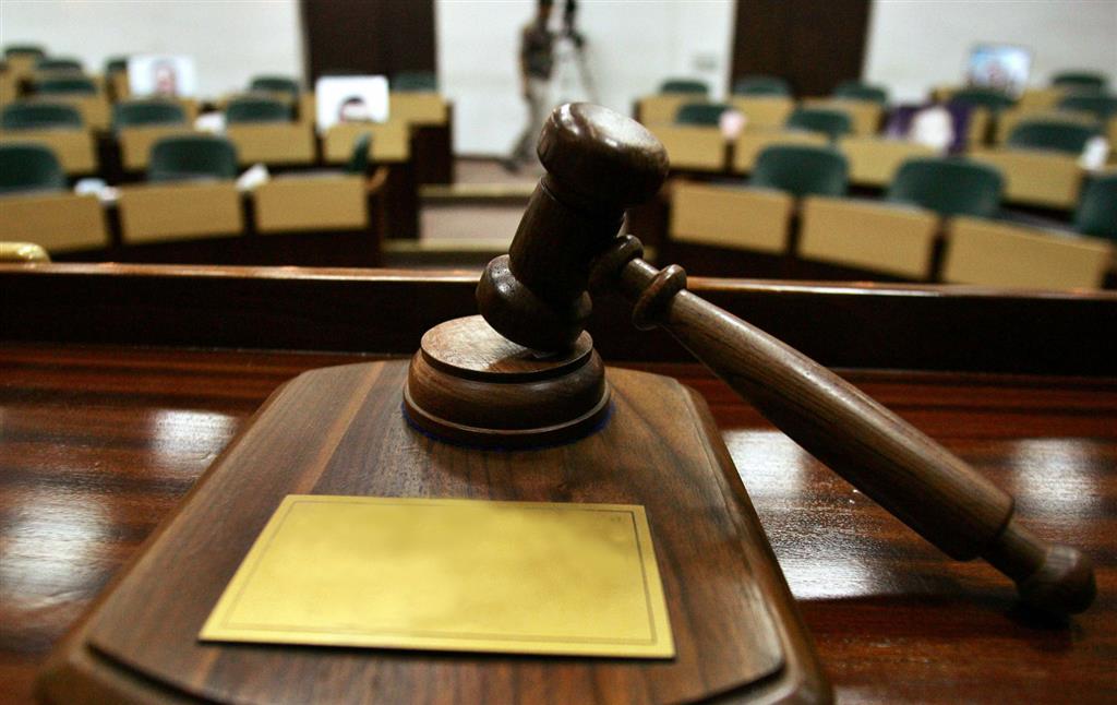 Tribunalul din Marea Britanie a decis: numirea unui bărbat „chel” este considerată hărţuire sexuală