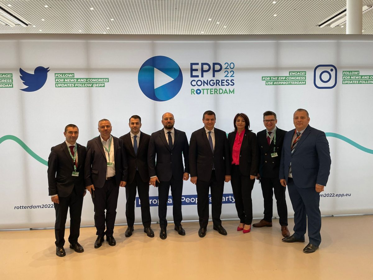 Petru Movilă, președintele PMP Iași, prezent la întâlnirea Popularilor Europeni! Discuții cu șefii Comisiei Europene, la Rotterdam – FOTO, VIDEO