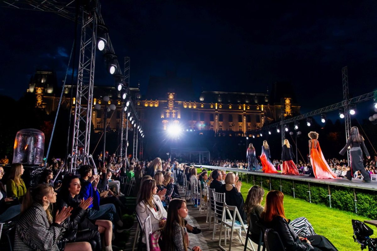 Romanian Creative Week 2022, în cifre: peste 350.000 de persoane în public, 800 de artiști, 74 de evenimente, 500 de persoane în organizare. Ediția viitoare va fi în perioada 19 – 28 mai 2023