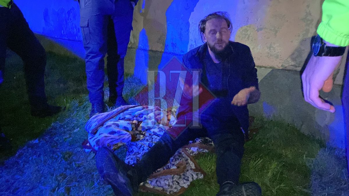 Tânărul teribilist care a gonit 17 kilometri cu polițiștii pe urmele lui avea două permise de conducere – EXCLUSIV/FOTO