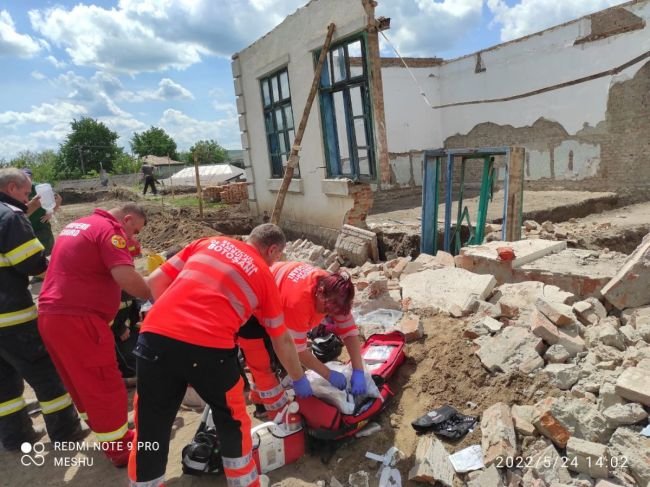 Un bărbat din Botoșani a murit, iar altul a fost rănit, după ce peretele unei clădiri s-a prăbuşit peste ei