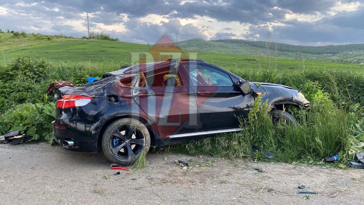 Accident rutier în localitatea Hadâmbu – GALERIE FOTO