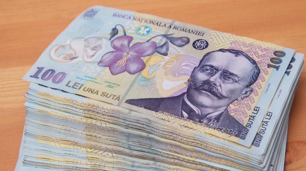 Taxe mai mari pentru români, cerute de Consiliul Fiscal. La ce ar putea crește TVA