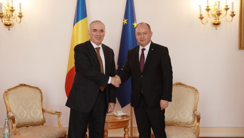 Bogdan Aurescu, întâlnire cu Garry Kasparov, unul din cei mai cunoscuți critici ai lui Vladimir Putin