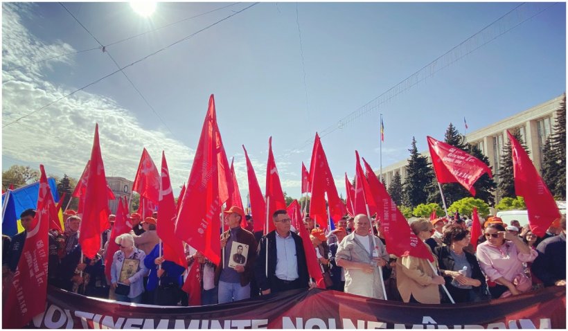 Tensiuni la Chișinău, de Ziua Victoriei, după ce manifestanți pro-ucraineni au fost agresați de filoruși