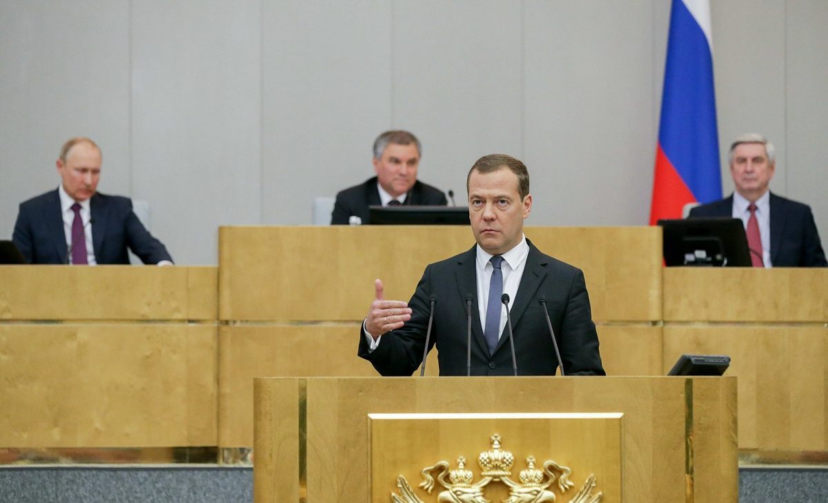 Dmitri Medvedev, aliatul nr.1 al lui Putin, amenință NATO cu un „război nuclear total”