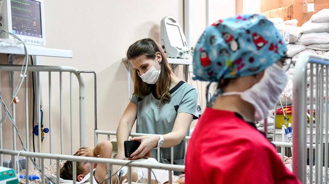 Organizaţia Mondială a Sănătăţii încă nu știe exact cum a apărut hepatita de origine necunoscută