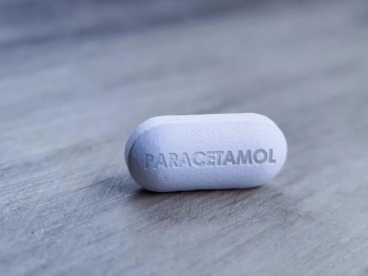 Hepatita misterioasă și paracetamolul. Ce legătură au descoperit între ele experţii din Marea Britanie
