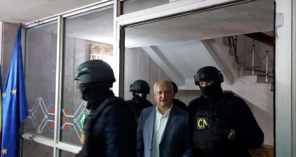 Fostul președinte al Republicii Moldova, Igor Dodon, a fost plasat în arest la domiciliu pentru 30 de zile