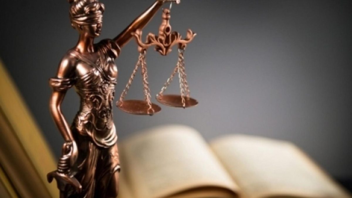 Cătălin Predoiu şi Lucian Bode vorbesc despre cazuri celebre din justiţie, dar nu pot să îi prindă pe criminalii români