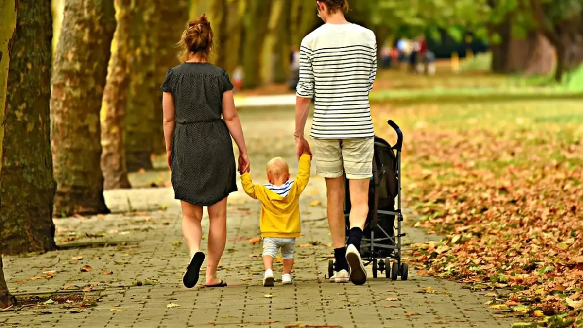 „FamilyStart”, proiect propus de Guvern prin care tinerele familii vor putea împrumuta până la 75.000 de lei