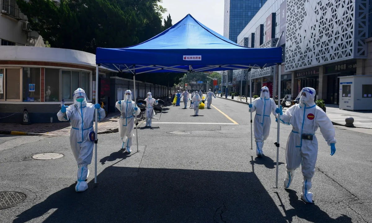 Măsurile de carantină continuă în Shanghai, deși autoritățile au anunțat „zero COVID”