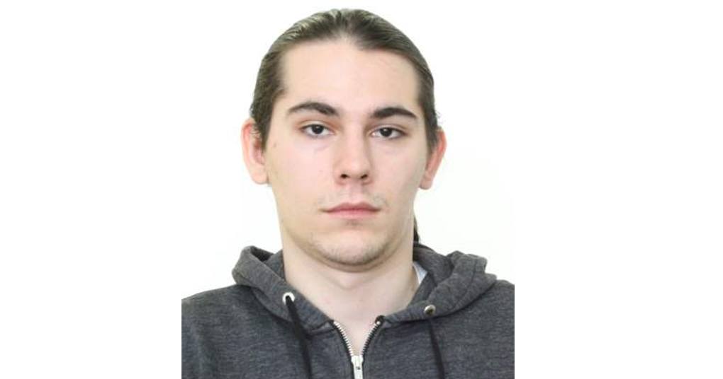 Dacă l-aţi văzut, sunaţi la 112! Acest tânăr, în vârstă de 24 de ani, a dispărut de la domiciliu. Poliţiştii ieşeni au început căutările