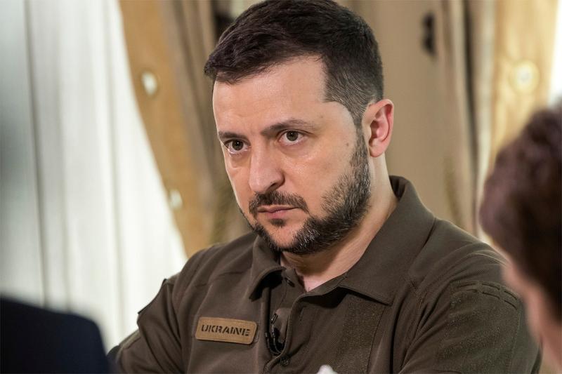 Volodimir Zelenski amenință Rusia: ,,Donbasul va fi din nou ucrainean. Chiar dacă Rusia va aduce toată suferinţa şi ruina în Donbas, vom reconstrui fiecare oraș”