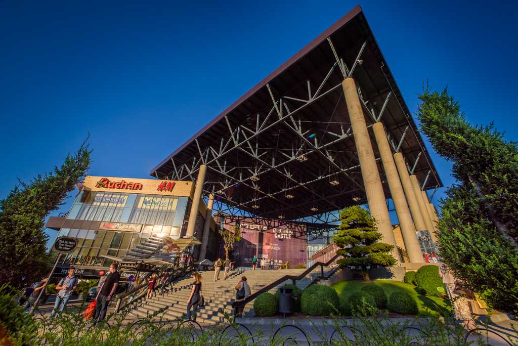 Luna iulie aduce o varietate de evenimente la Iulius Mall Cluj: Wedding Days, expoziția „Istoriile Indiei”, Dance Romania și multe altele