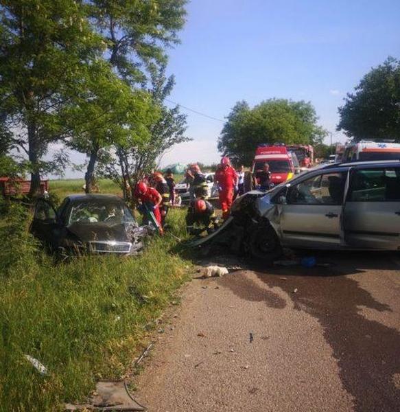 Copilul care a ajuns de la Botoșani la Iași, rănit într-un accident rutier, a fost operat de urgență