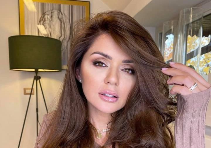 Albertina Ionescu, în ipostaze surprinzătoare pe Instagram. Cine este bărbatul misterios din viața frumoasei vedete