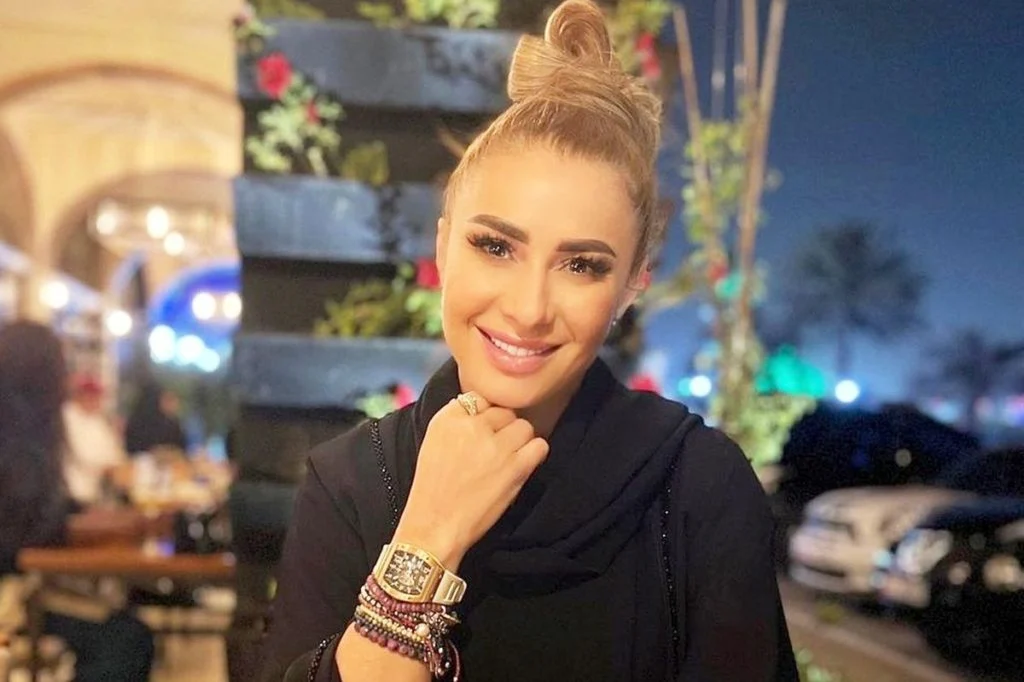 Anamaria Prodan ipostaze sexy pe rețelele de socializare! Care este adevăratul motiv din spatele divorțului de Reghe?