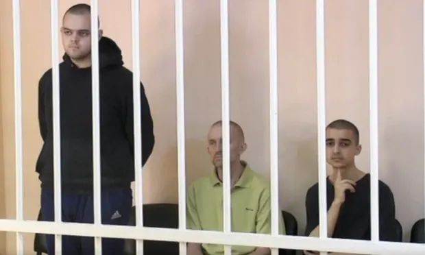 Doi britanici condamnați la moarte de judecătorii ruși, în Ucraina