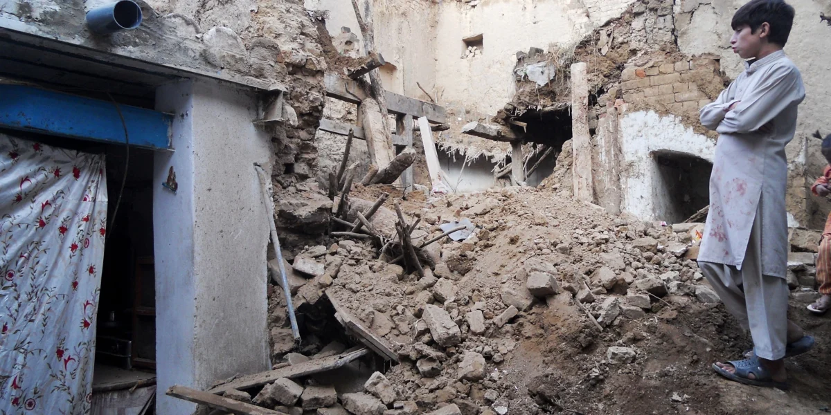 Bilanţ sumbru după cutremurul din Afganistan, unde peste 900 de persoane au murit! – GALERIE FOTO, VIDEO