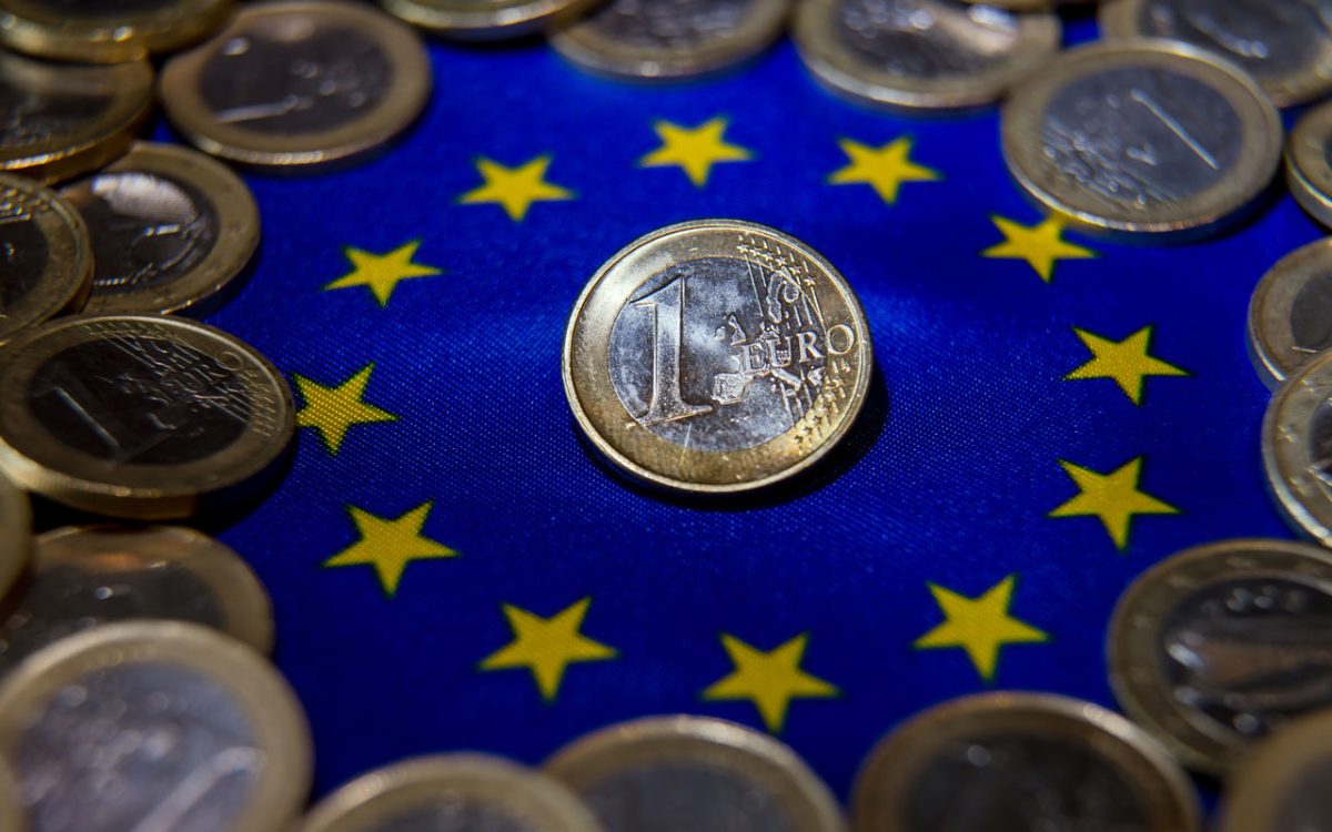 Comisia Europeană a anunțat că România nu îndeplineşte condiţiile pentru adoptarea monedei euro