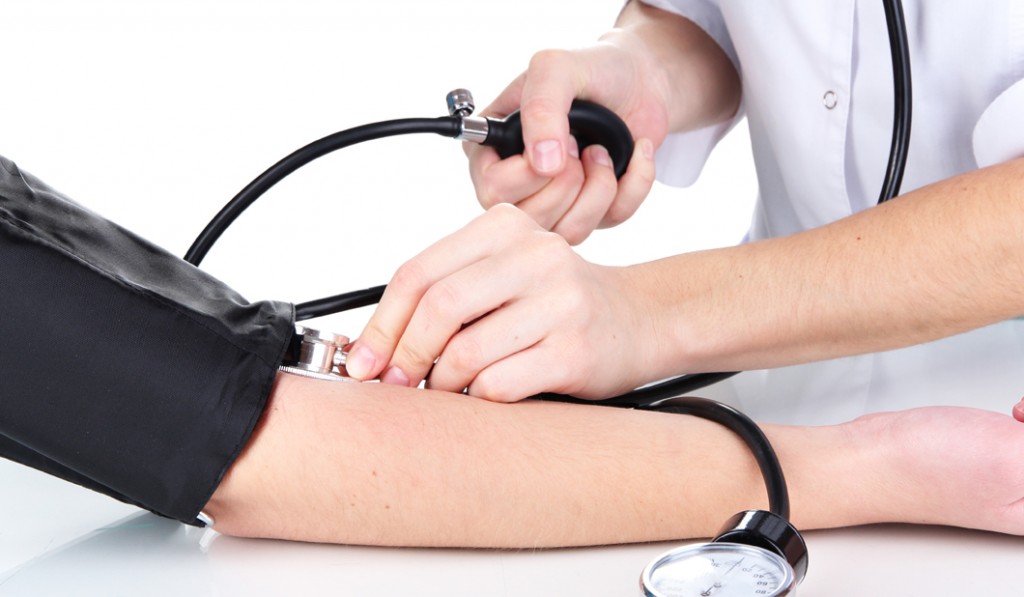 Scăderea tensiunii arteriale fără medicamente. Află cum poți scăpa de hipertensiune în mod natural