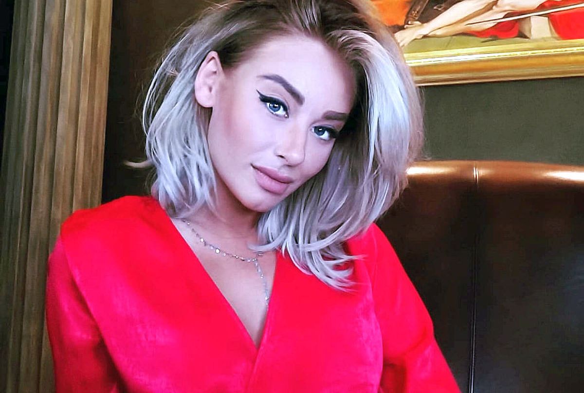 Cine este Irina Baianț, femeia care a stat la masă cu Vladimir Putin. Frumoasa artistă s-a iubit cu un bărbat celebru din România