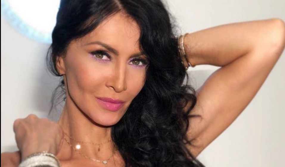 Mihaela Rădulescu are un corp de invidiat la vârsta de 52 de ani. Cum s-a afișat frumoasa vedetă alături de fiul ei