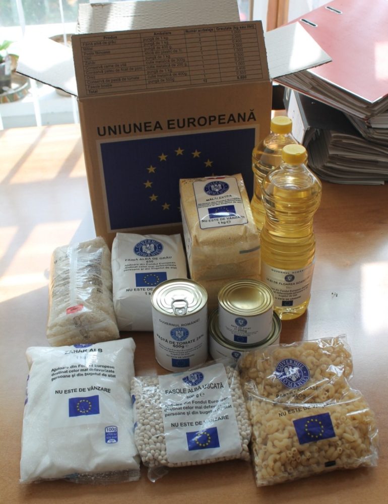 Începe redistribuirea pachetelor cu alimente acordate de Uniunea Europeană pentru ieșeni