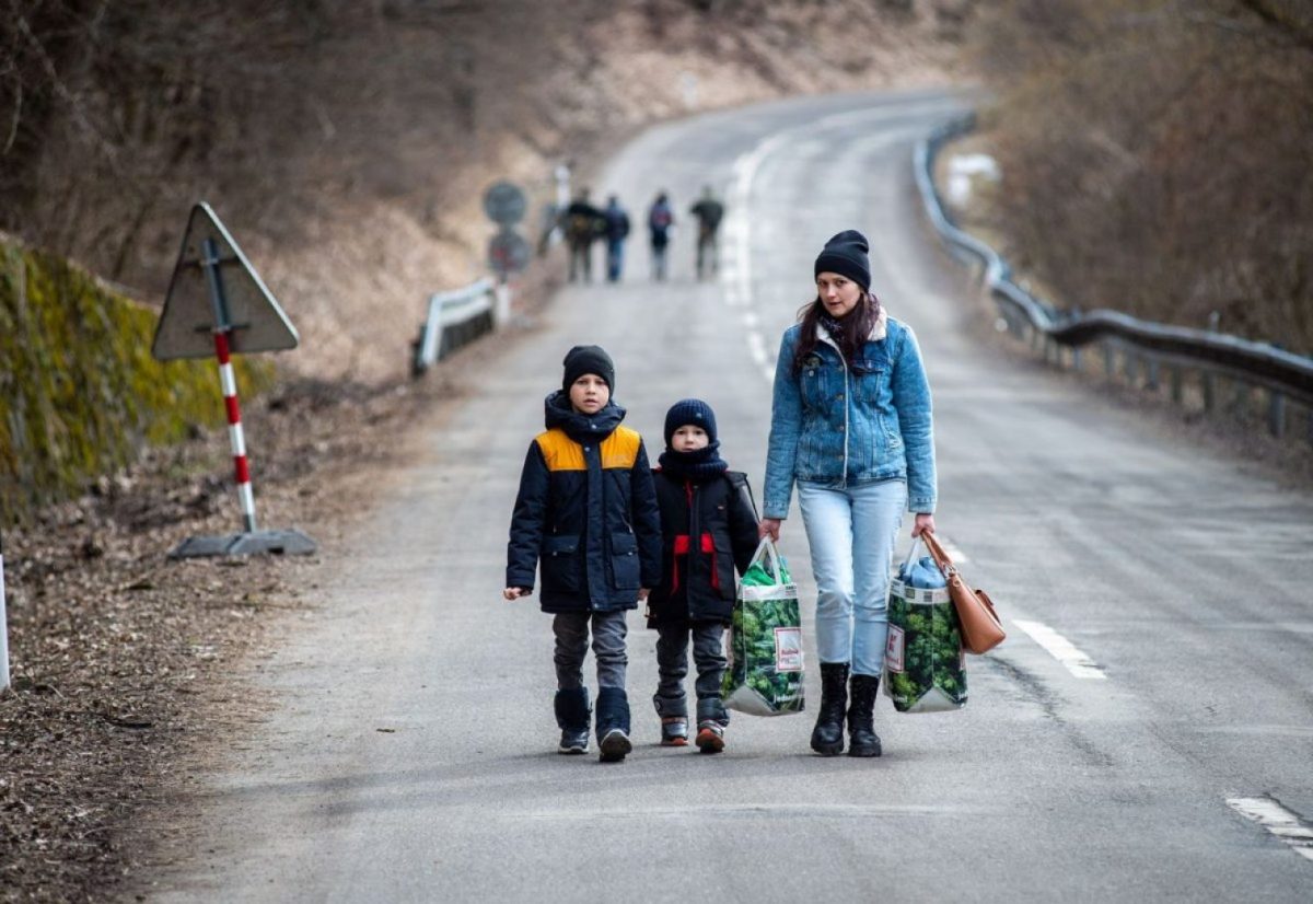 Refugiaţii ucraineni trec prin clipe grele în România: „Acum câteva zile, am cunoscut o fată din Ucraina la metrou”