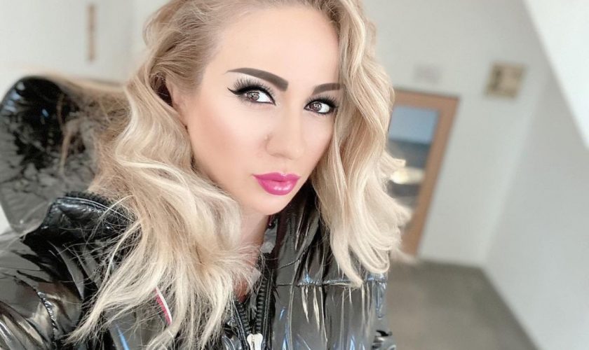 Rocsana Marcu face furori pe Instagram. Frumoasa vedetă a renunțat la televiziune și are succes în afaceri