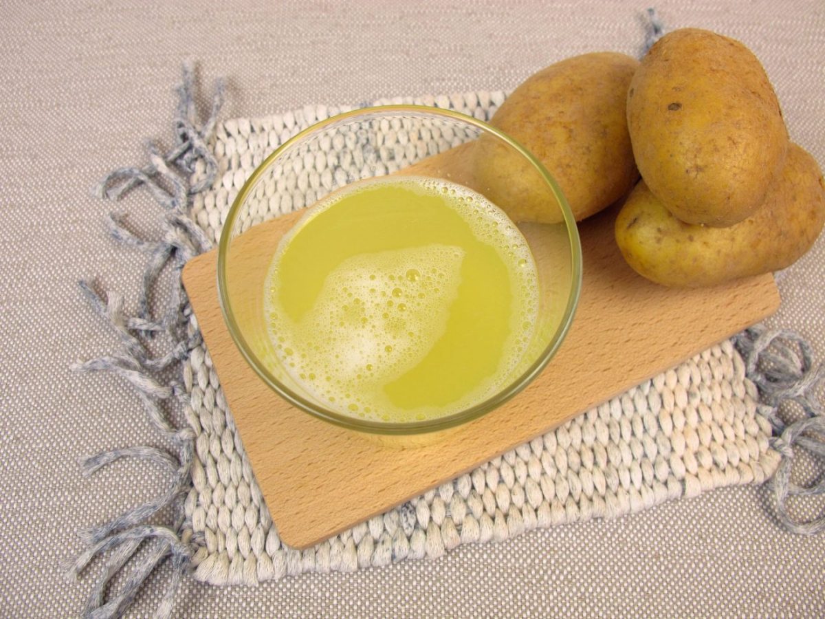Sucul de cartofi, remediul excelent pentru refluxul gastroesofagian. Cum se prepară și cât durează o cură
