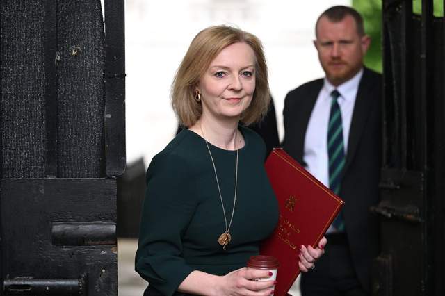 Şefa diplomaţiei britanice, Liz Truss, vrea să-i ia locul lui Boris Johnson