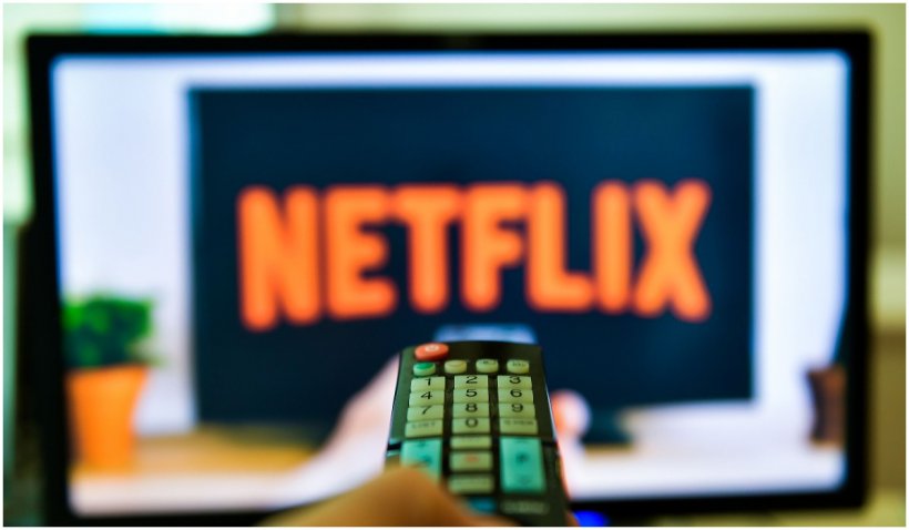 Motiv de nelinişte pentru abonații Netflix din România. Compania anunţă că va introduce reclame