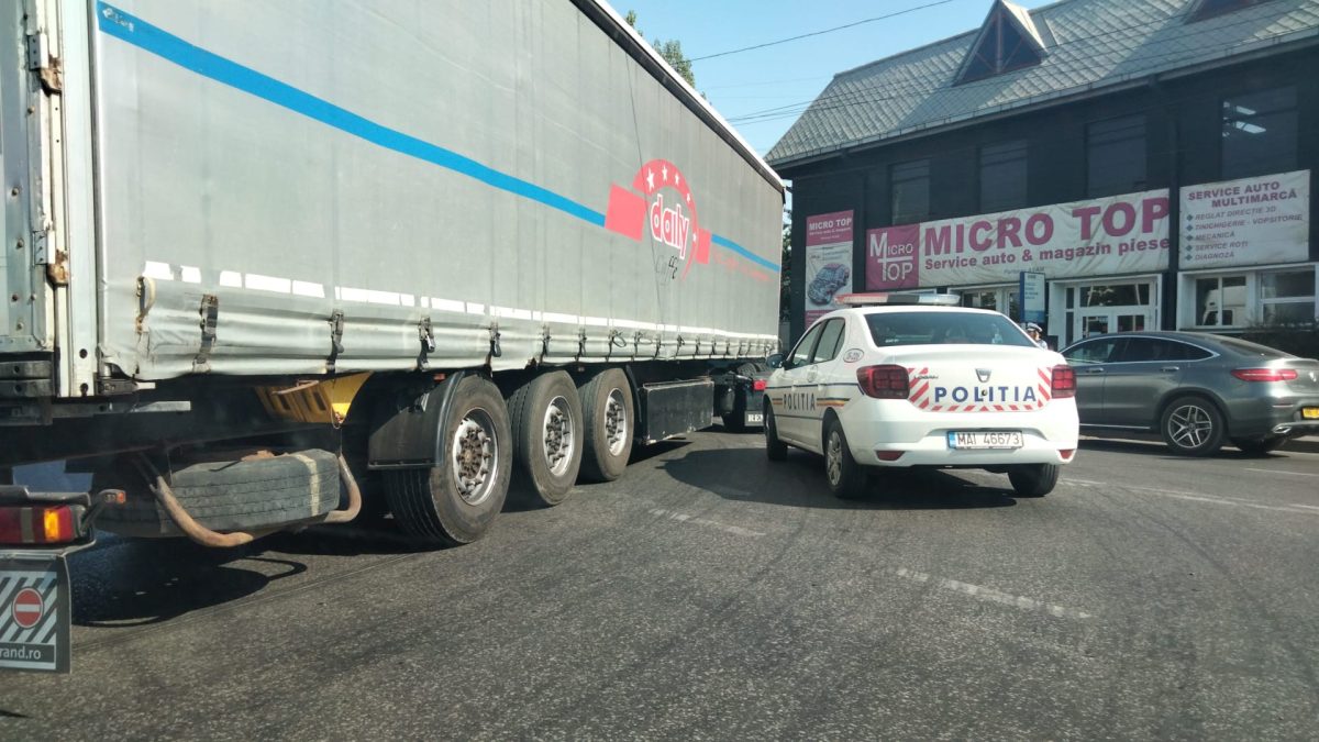 Accident rutier în municipiul Iași. Intersecția Bucium – Poitiers este blocată parțial – EXCLUSIV