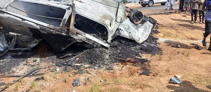 Accident rutier grav în Nigeria. 30 de persoane au murit carbonizate – VIDEO