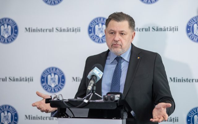 Ministrul Rafila îi răspunde lui Raed Arafat: „Niciodată nu am fost specialist în dezinformare”