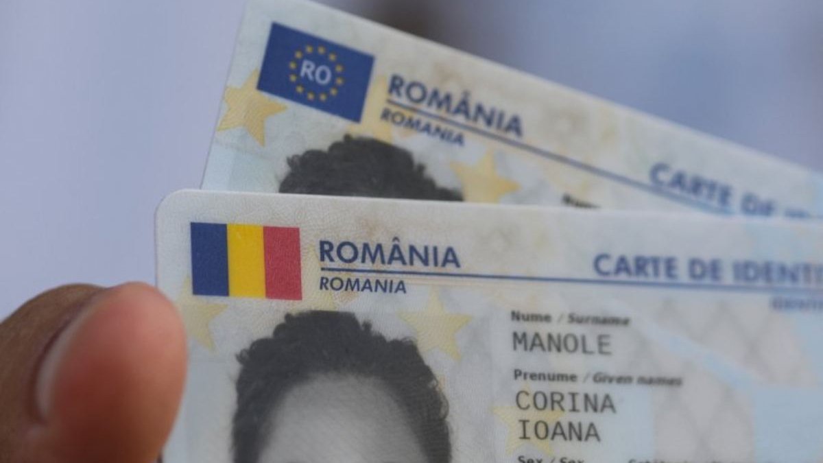 O adolescentă a furat mai multe buletine în baza cărora a făcut rate și cumpărături
