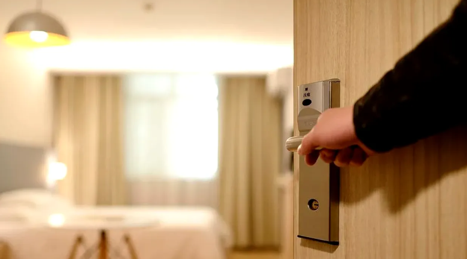 O femeie s-a cazat la un hotel din Timişoara şi a trăit şocul vieţii! Ce i s-a întâmplat la miez de noapte