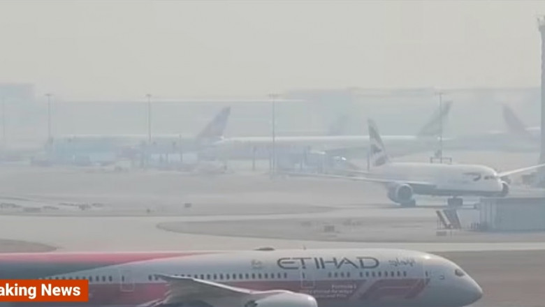 Incendiu de vegetaţie izbucnit lângă Londra. Fumul degajat ar putea afecta zborurile de pe aeroportul Heathrow