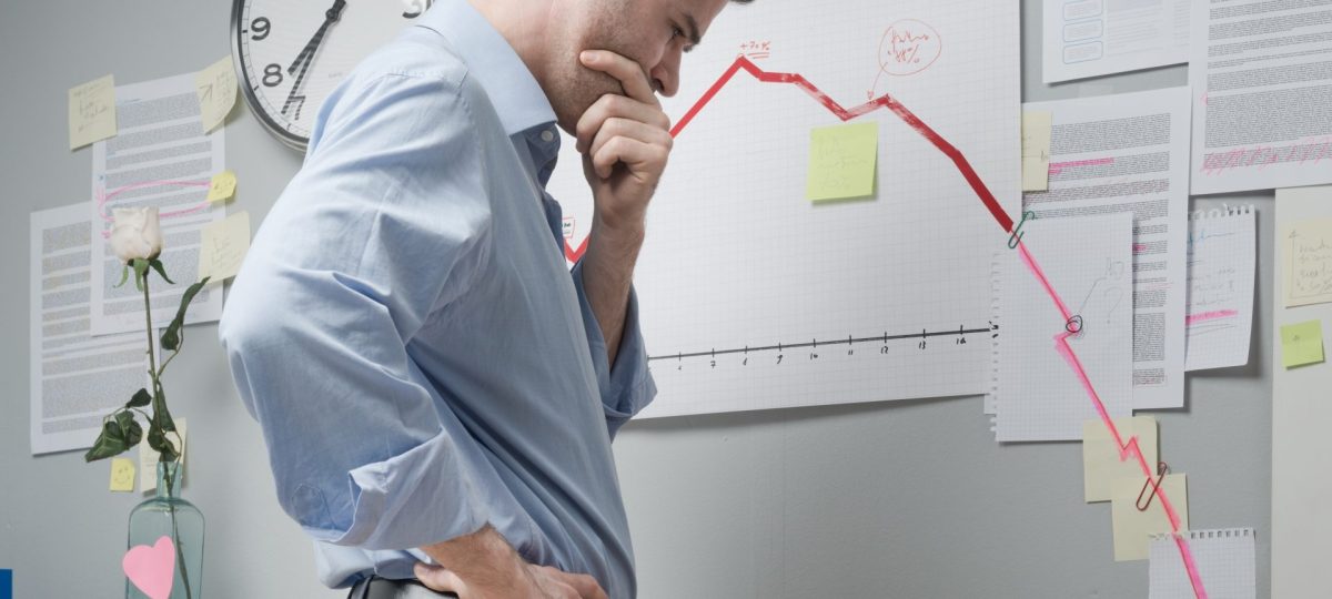 Număr mare de cereri de intrare în insolvență din partea persoanelor fizice din România. ANPC explică cum este procedura