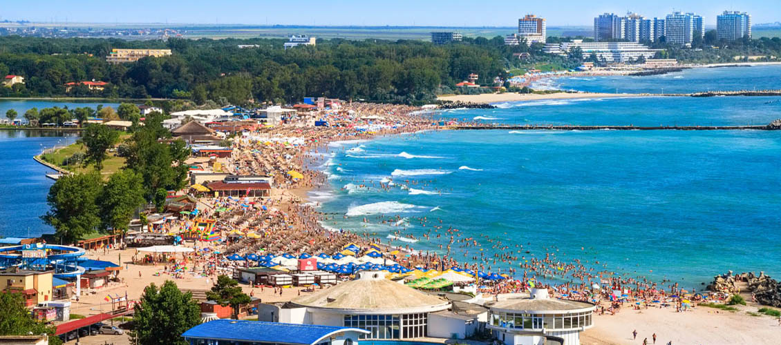 Primul weekend din iulie vine cu scumpiri de aproape 20% pe litoral