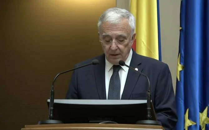 Ce spune Mugur Isărescu, guvernatorul BNR, despre euro, inflaţie, petrol şi alimente