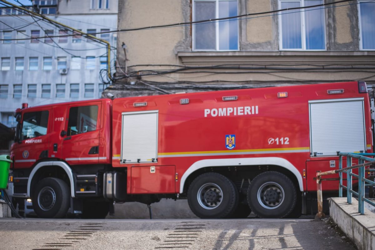 Incendiu în județul Iași. O anexă gospodărească a fost cuprinsă de flăcări – EXCLUSIV