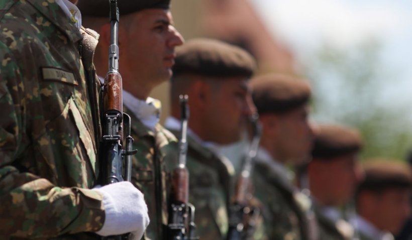Proiect de lege pentru românii din străinătate: În caz de război, vor avea 15 zile să se întoarcă în țară