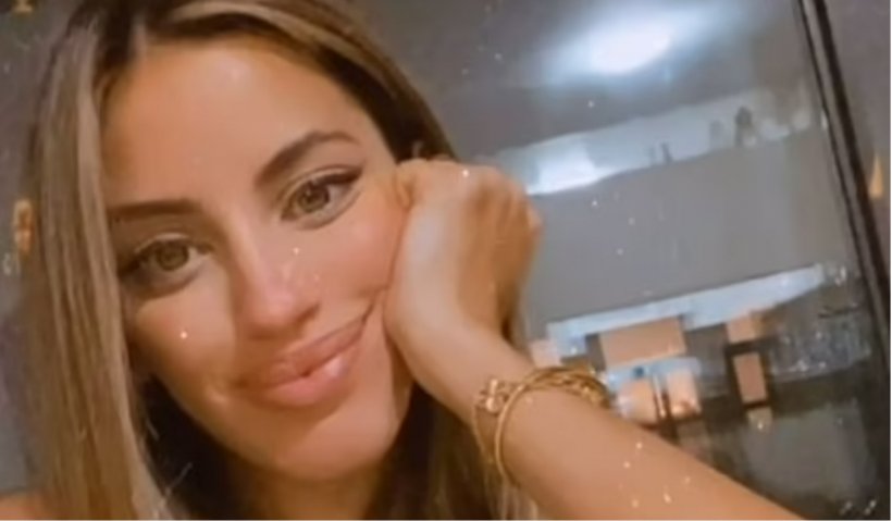 Job-ul unei tinere din New York este să cheltuie banii părinților. Ce sumă incredibilă poate cheltui zilnic 